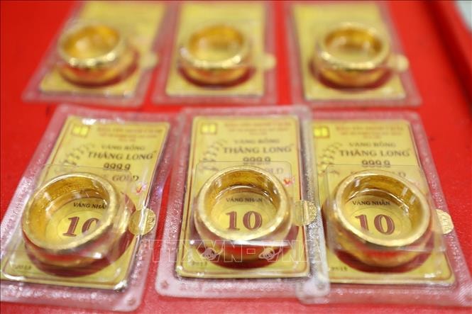 Giá vàng hôm nay lập đỉnh mới với 176,5 triệu đồng một lượng
