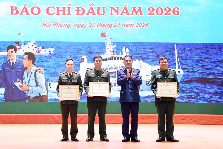 Nâng cao hiệu quả phối hợp tuyên truyền giữa các đơn vị Cảnh sát biển và báo chí