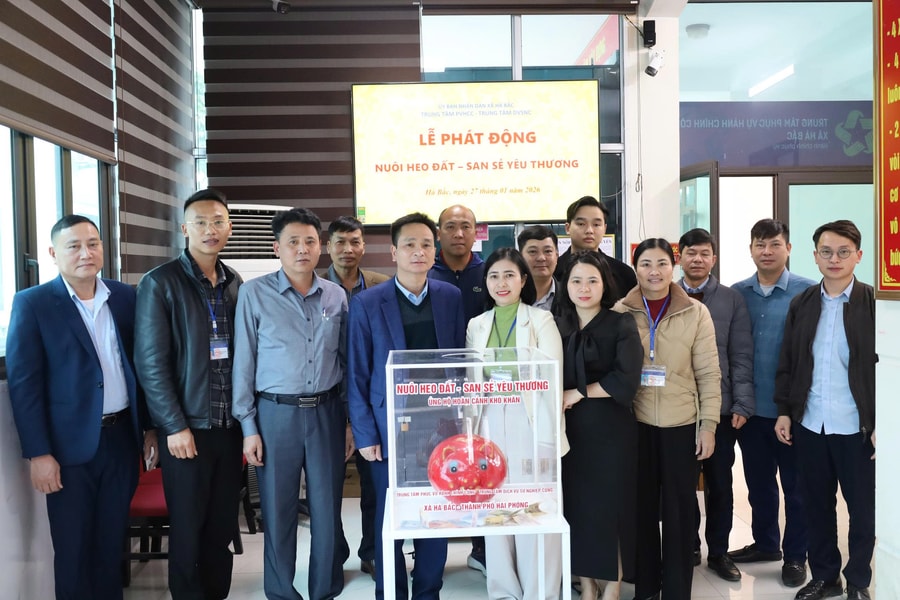 Xã Hà Bắc triển khai mô hình 'Nuôi heo đất - san sẻ yêu thương'
