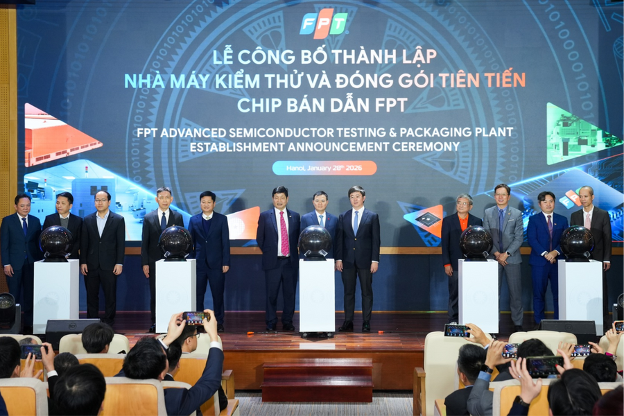 Thành lập nhà máy kiểm thử, đóng gói chip bán dẫn đầu tiên tại Việt Nam