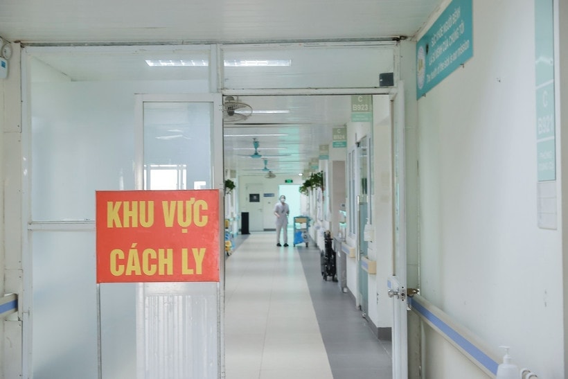 Ngành y tế khuyến cáo không ăn trái cây dở để ngừa virus Nipah