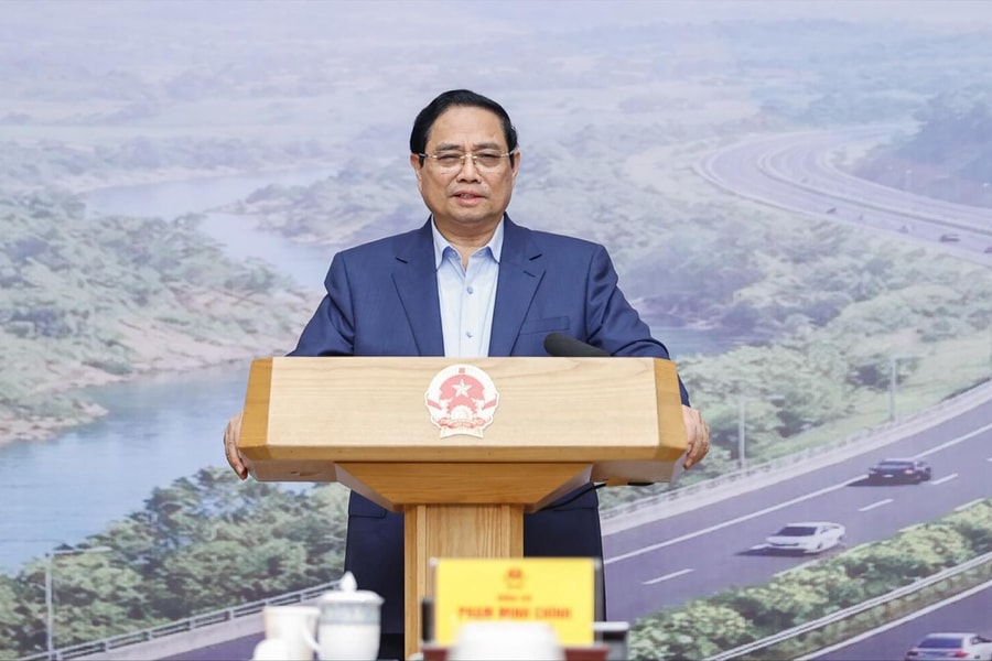 Không để tình trạng '1km đường cao tốc nhưng có tới mười mấy nhà thầu cùng làm'