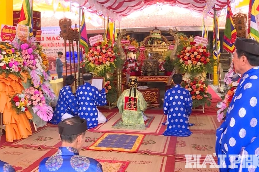 Kien Bai Communal House - A 300-year-old ancient site in Hai Phong City