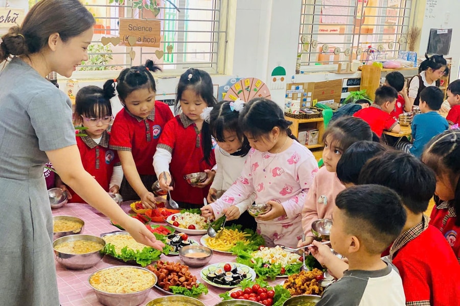 Chung tay giám sát bữa ăn bán trú
