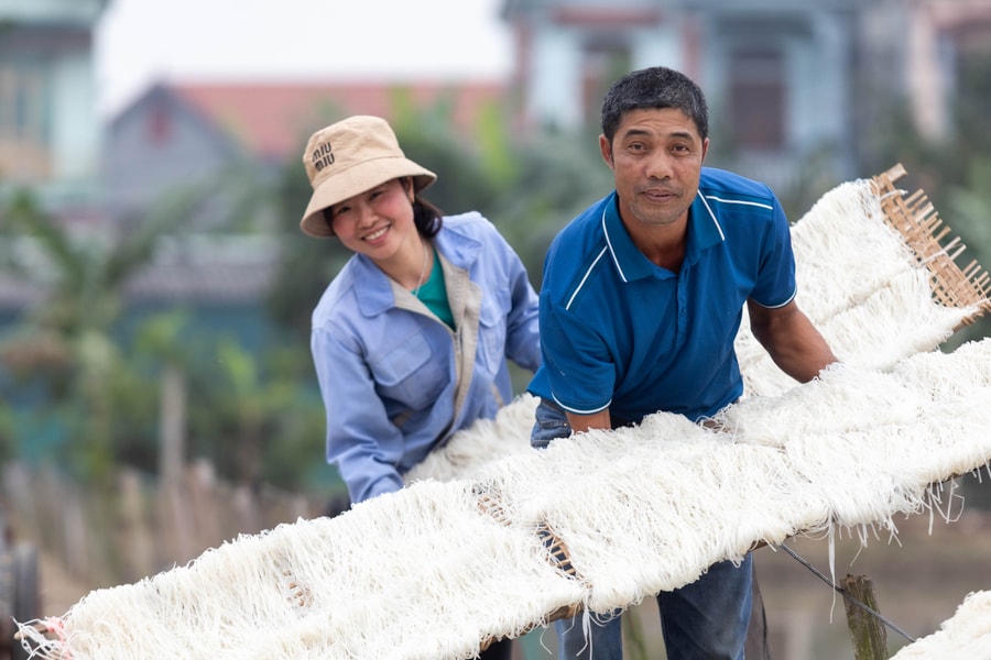 Bánh đa sợi ở Tào Khê vào vụ Tết