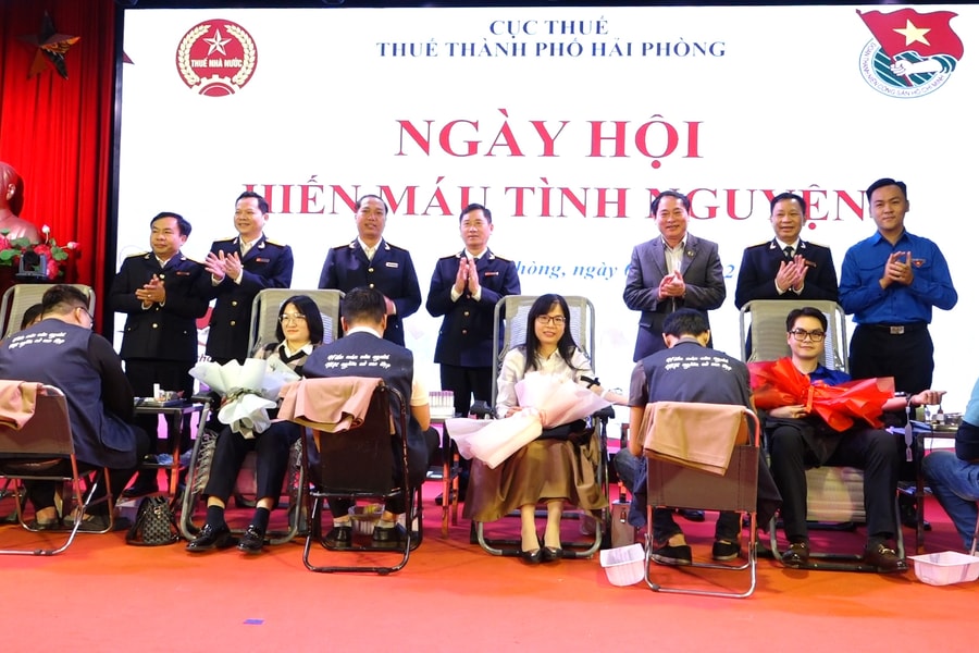 Cán bộ, công chức Thuế thành phố Hải Phòng hiến hơn 150 đơn vị máu