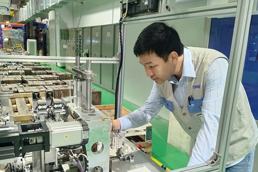 Anh Vững sáng tạo trong lao động