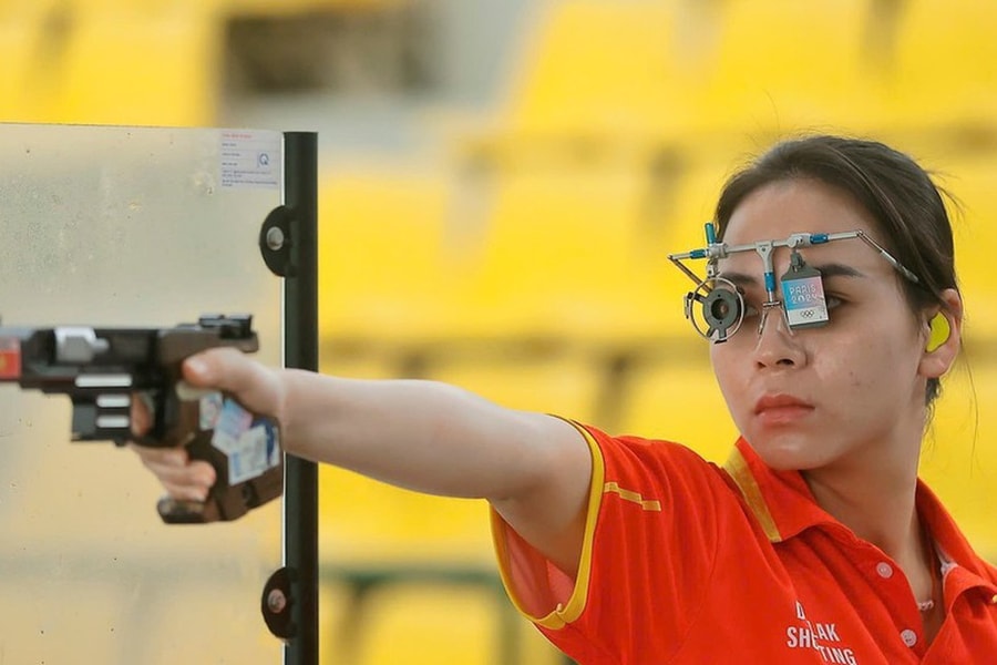 Trịnh Thu Vinh cùng đồng đội giành Huy chương bạc giải châu Á 2026