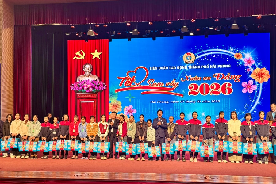 Liên đoàn Lao động thành phố tổ chức chương trình 'Tết sum vầy - Xuân ơn Đảng' 2026