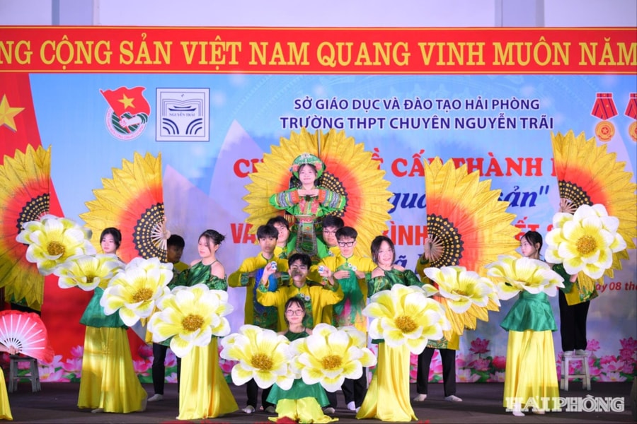 Trường THPT chuyên Nguyễn Trãi tổ chức chuyên đề 'Mạch nguồn di sản'