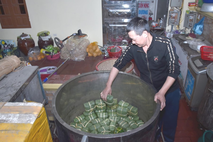 Làng bánh chưng Thủy Đường tất bật ngày cuối năm
