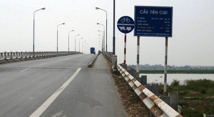Cảnh sát giao thông Hải Phòng tìm nhân chứng vụ tai nạn tại cầu Tiên Cựu cũ