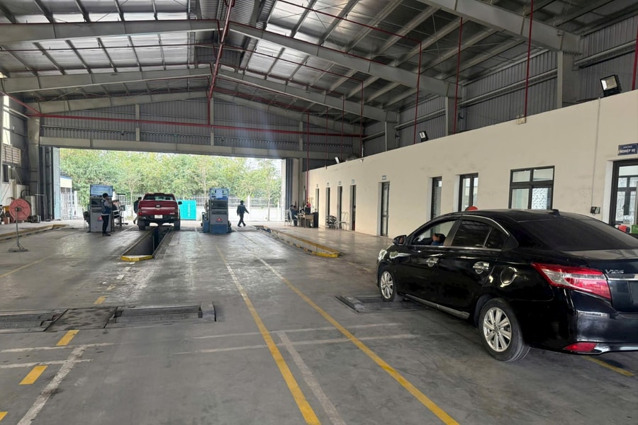 Tiêu thụ ô tô tại Việt Nam tăng đến 95% trong đầu năm 2026