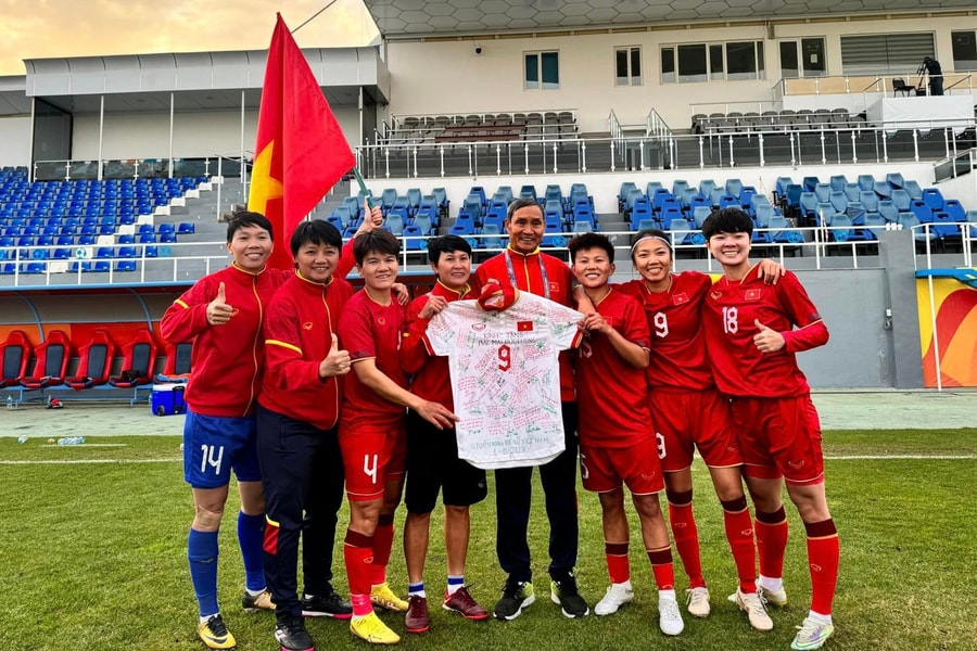 Ai sẽ kế nhiệm HLV Mai Đức Chung sau Asian Cup 2026?