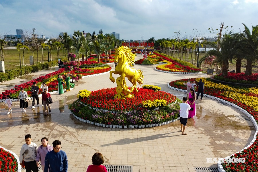 Du xuân ở đông Hải Phòng