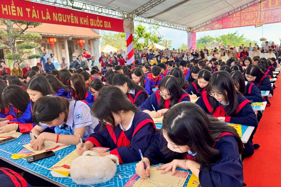 Ban hành Chương trình hành động phát triển văn hóa Việt Nam trong kỷ nguyên mới