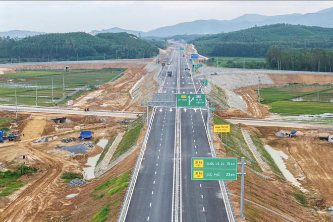 Chính thức thu phí 5 dự án thành phần cao tốc Bắc - Nam từ đầu tháng 3 tới