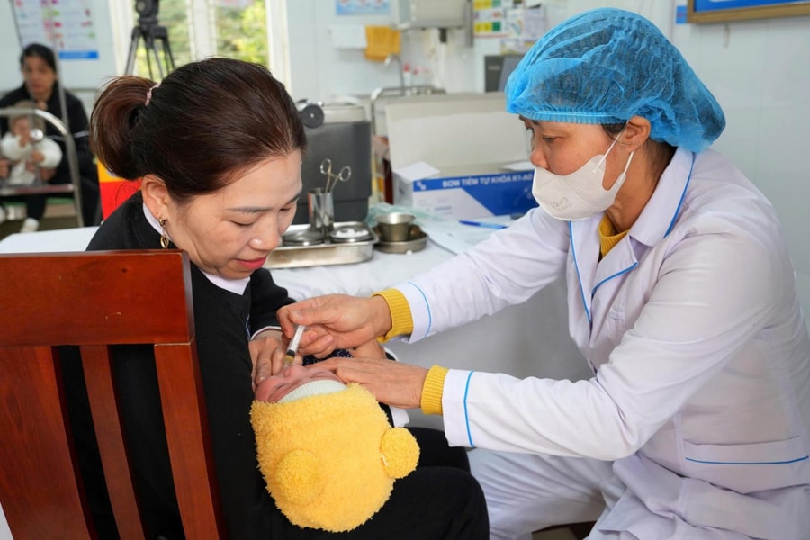 Miễn phí vaccine Rota cho trẻ dưới 1 tuổi - mẹ yên tâm, con an toàn