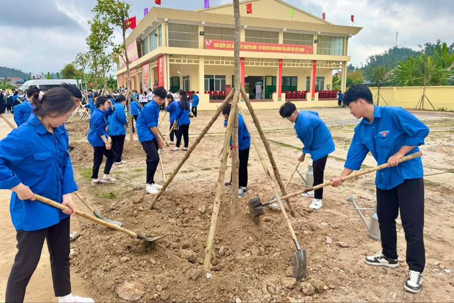'Đâu cần thanh niên có, việc gì khó có thanh niên'