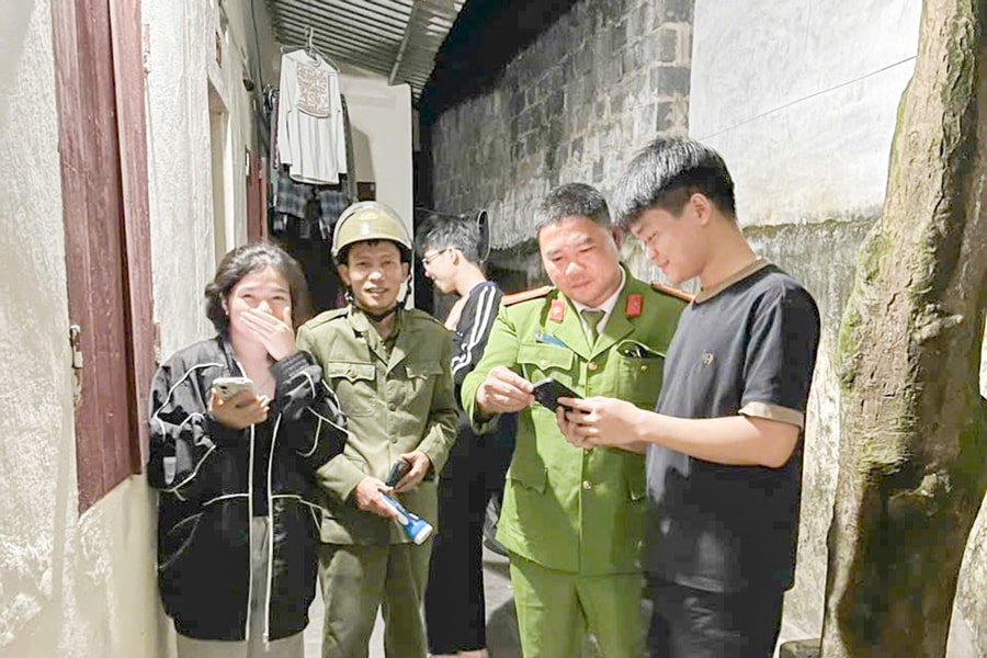Giữ gìn an ninh trật tự, bảo vệ môi trường sống tại khu dân cư