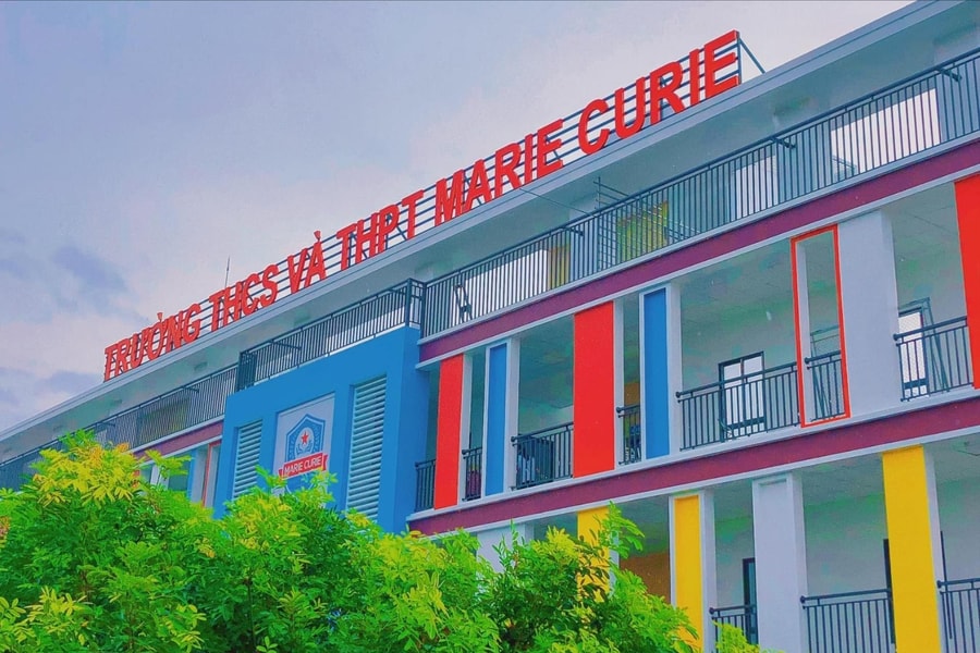 Marie Curie Hải Dương trao 100 suất học bổng cho học sinh trúng tuyển lớp 10
