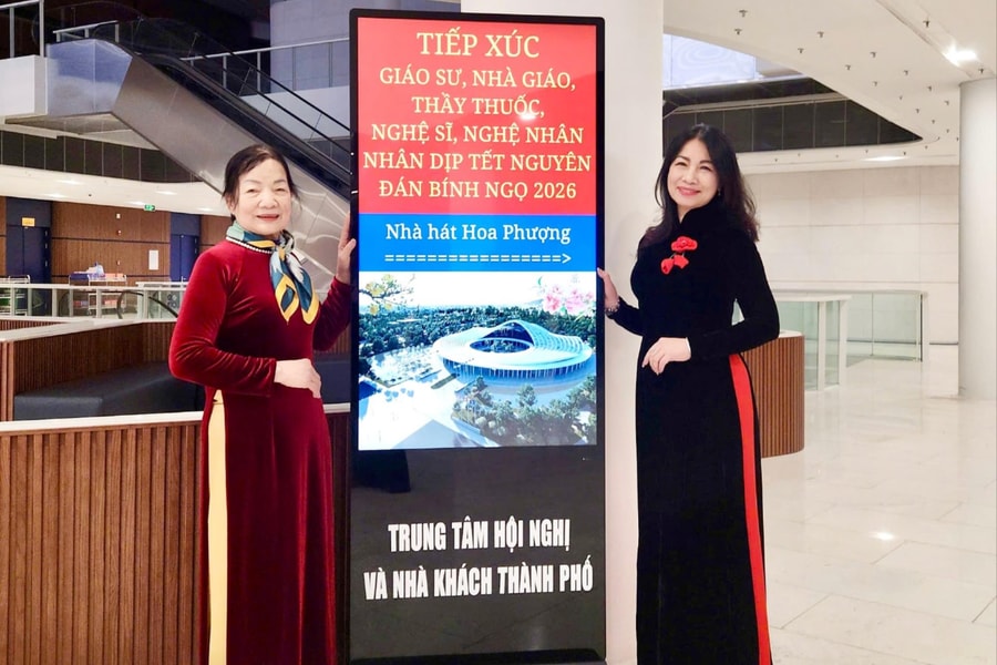 Hai mẹ con đều là nhà giáo ưu tú