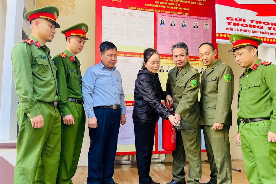 Chủ động hiệp đồng, bảo vệ tuyệt đối an toàn ngày hội non sông