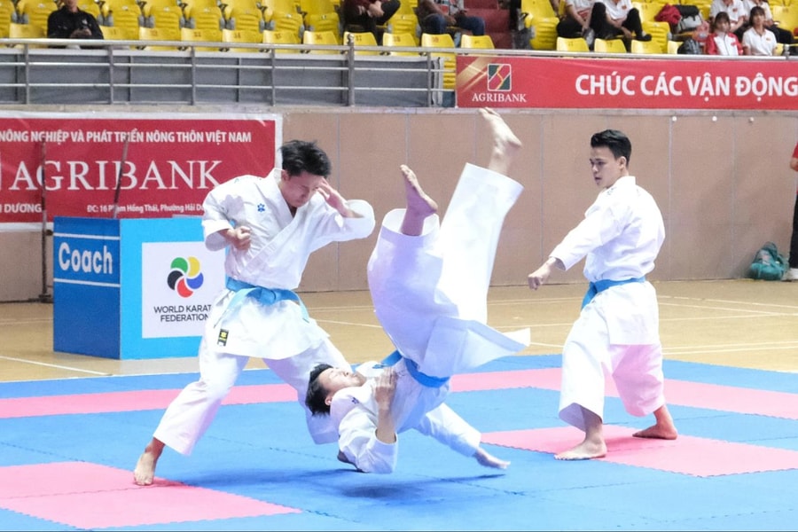 500 võ sĩ dự Giải vô địch các câu lạc bộ karate quốc gia khu vực miền Bắc tại Hải Phòng
