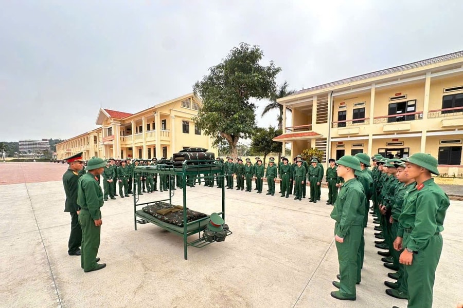 Những ngày đầu trong quân ngũ ở Trung đoàn 50