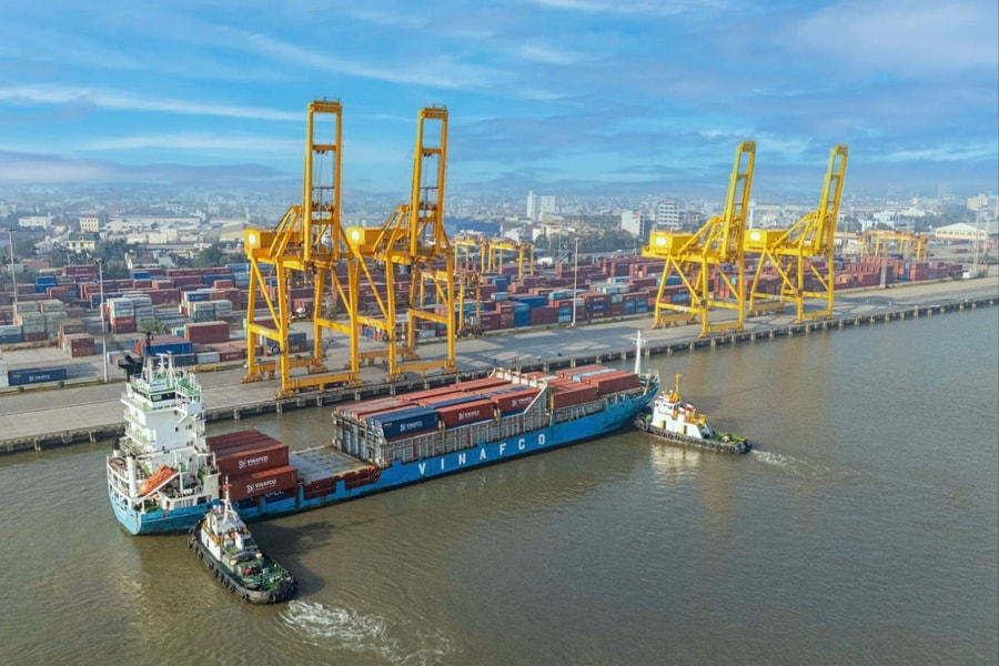 Phát triển kinh tế gắn với bảo đảm an sinh xã hội ở thành phố Cảng