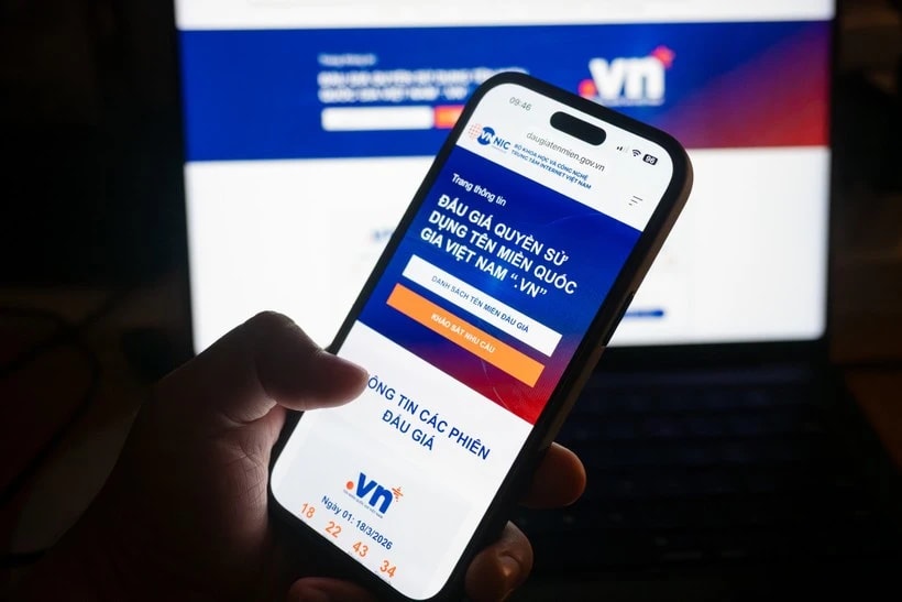 Một tên miền cấp 2 có 2 ký tự dưới .vn được đấu giá lên tới hơn 210 triệu đồng
