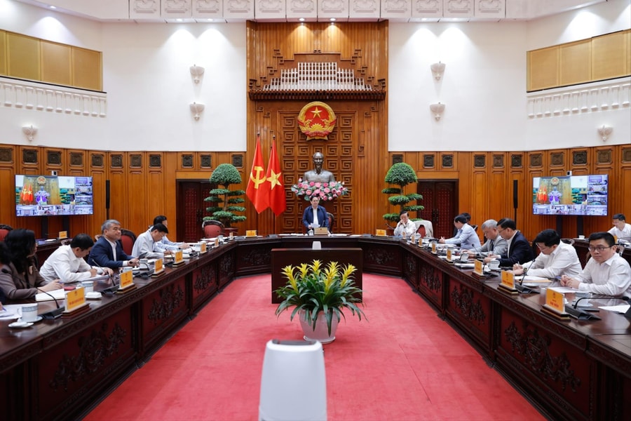 Thủ tướng yêu cầu đẩy nhanh tiến độ các dự án đường sắt trọng điểm quốc gia
