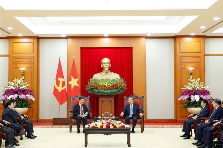 Tổng Bí thư Tô Lâm tiếp Bộ trưởng Bộ Công an Lào
