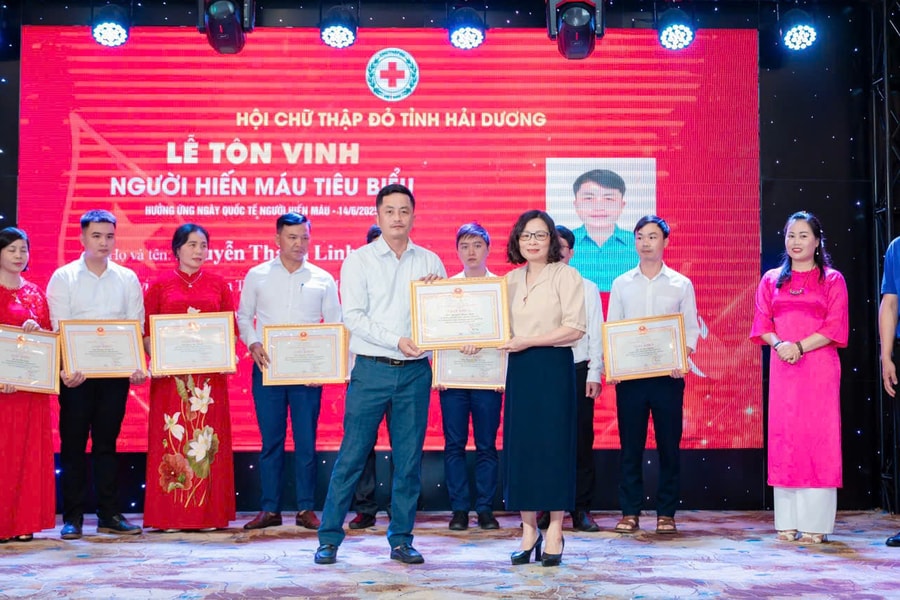 'Cầu nối' trong công tác thiện nguyện