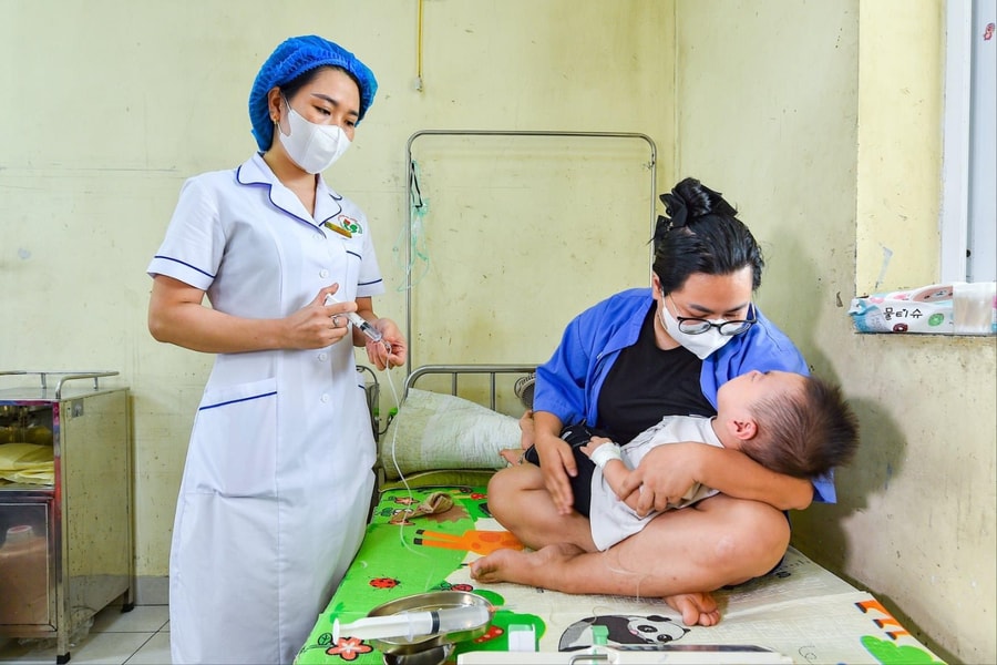 Bộ Y tế cấp phép lưu hành vaccine phòng tay chân miệng