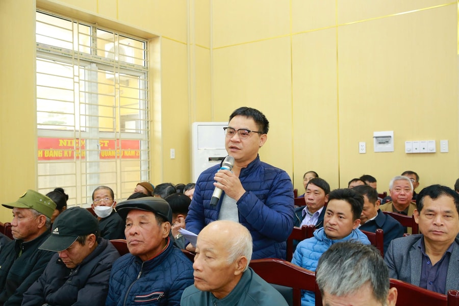 Lãnh đạo phường Hồng An đối thoại với người dân, giải quyết kịp thời những kiến nghị