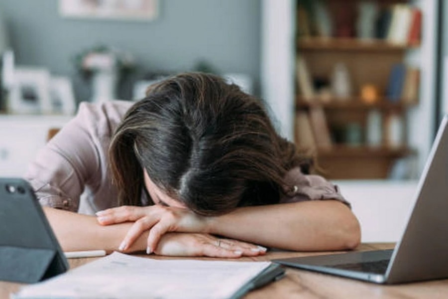 Lý do càng sống tiện nghi, con người lại càng dễ mệt mỏi