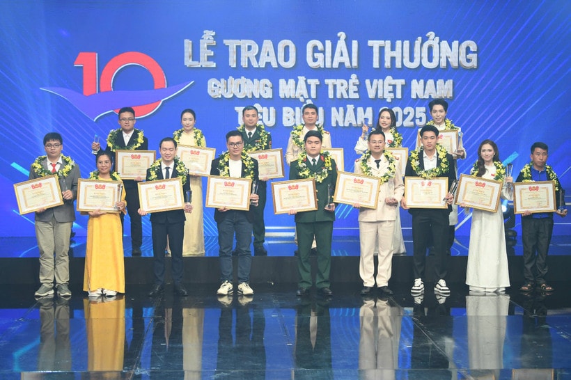 Vinh danh 10 Gương mặt trẻ Việt Nam tiêu biểu năm 2025