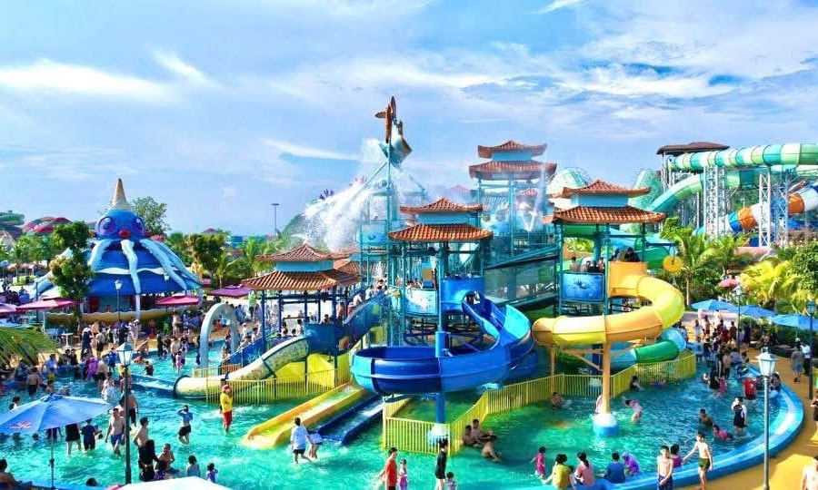 Người dân Hải Phòng có cơ hội vui chơi tại công viên nước ở Đồi Rồng với giá ưu đãi