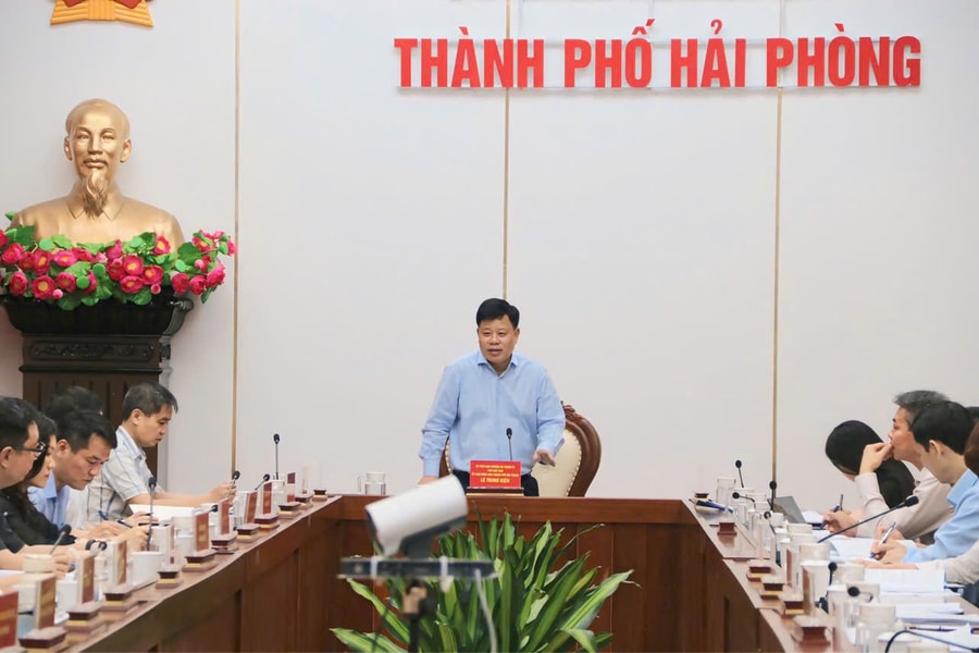 Xây dựng 'Thành phố Âm nhạc', phát triển bóng đá theo hướng chuyên nghiệp, bền vững