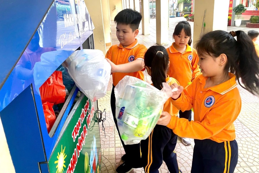 Nuôi dưỡng 'ý thức xanh' trong nhà trường