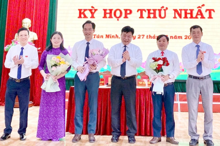 Đồng chí Nguyễn Quang Huy được bầu giữ chức Chủ tịch HĐND xã Tân Minh