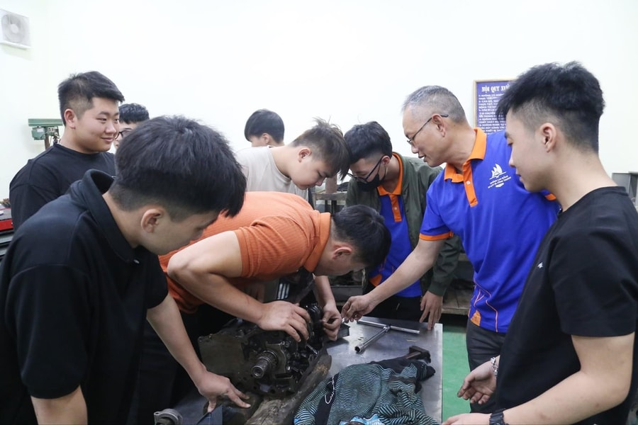 Góp ý kiến vào dự thảo thông tư quy định tiêu chuẩn người dạy nghề