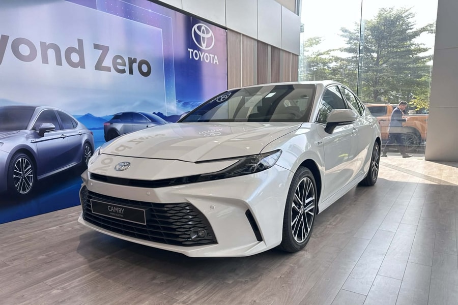 Nhiều mẫu xe Hybrid áp dụng chính sách ưu đãi 'khủng'