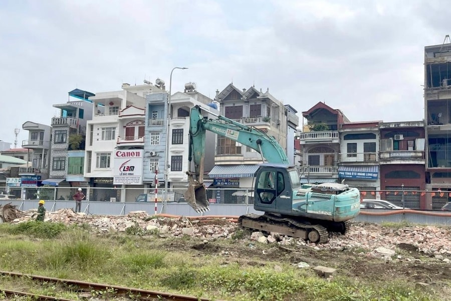 Accelerating construction, boosting public investment disbursement