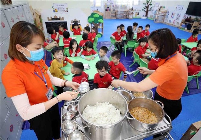 Yêu cầu các cơ sở giáo dục công khai các đơn vị cung cấp suất ăn