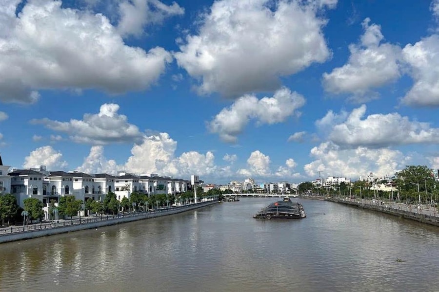 Quy định mới về vận tải hàng hóa siêu trường, siêu trọng đường thủy