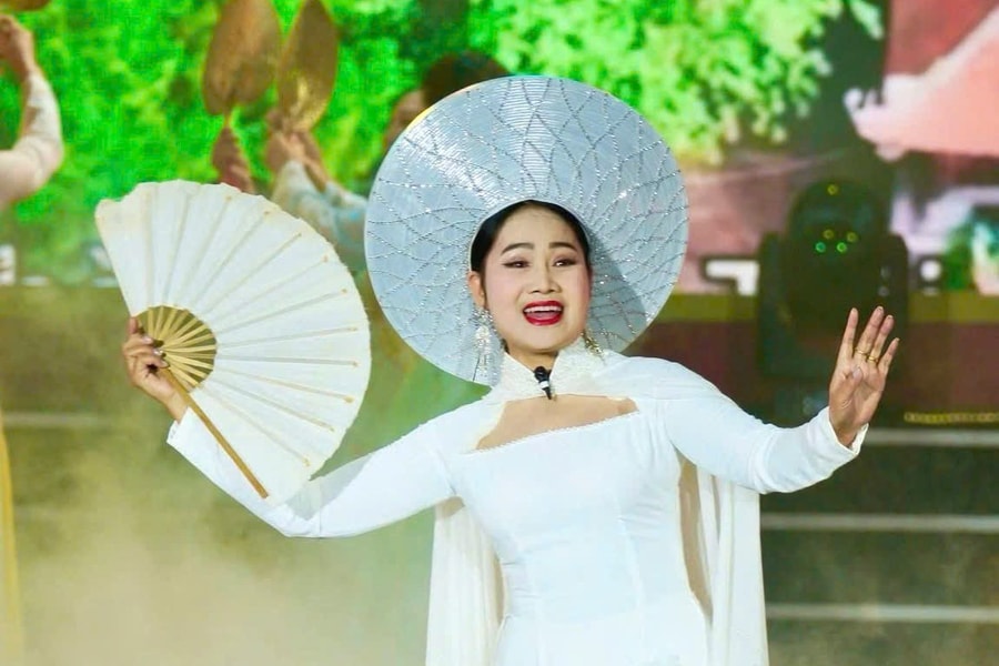 Nghệ sĩ Ưu tú Hồng Tươi say đắm một đời với chèo
