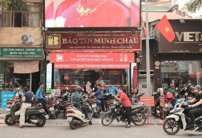 Bảo Tín Minh Châu bảo đảm quyền lợi khách hàng giao dịch vàng