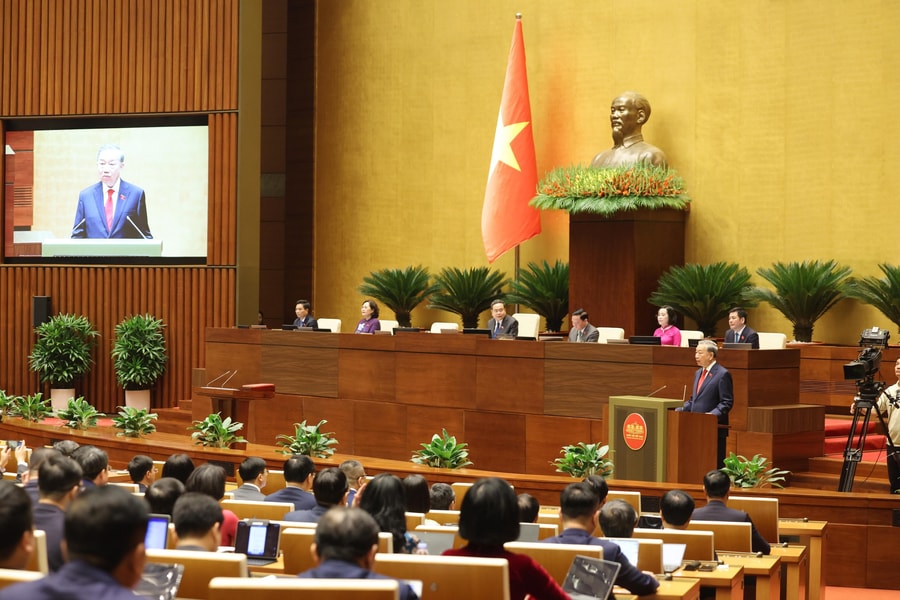 Chính phủ nhiệm kỳ Quốc hội khóa XVI có 14 bộ và 3 cơ quan ngang bộ